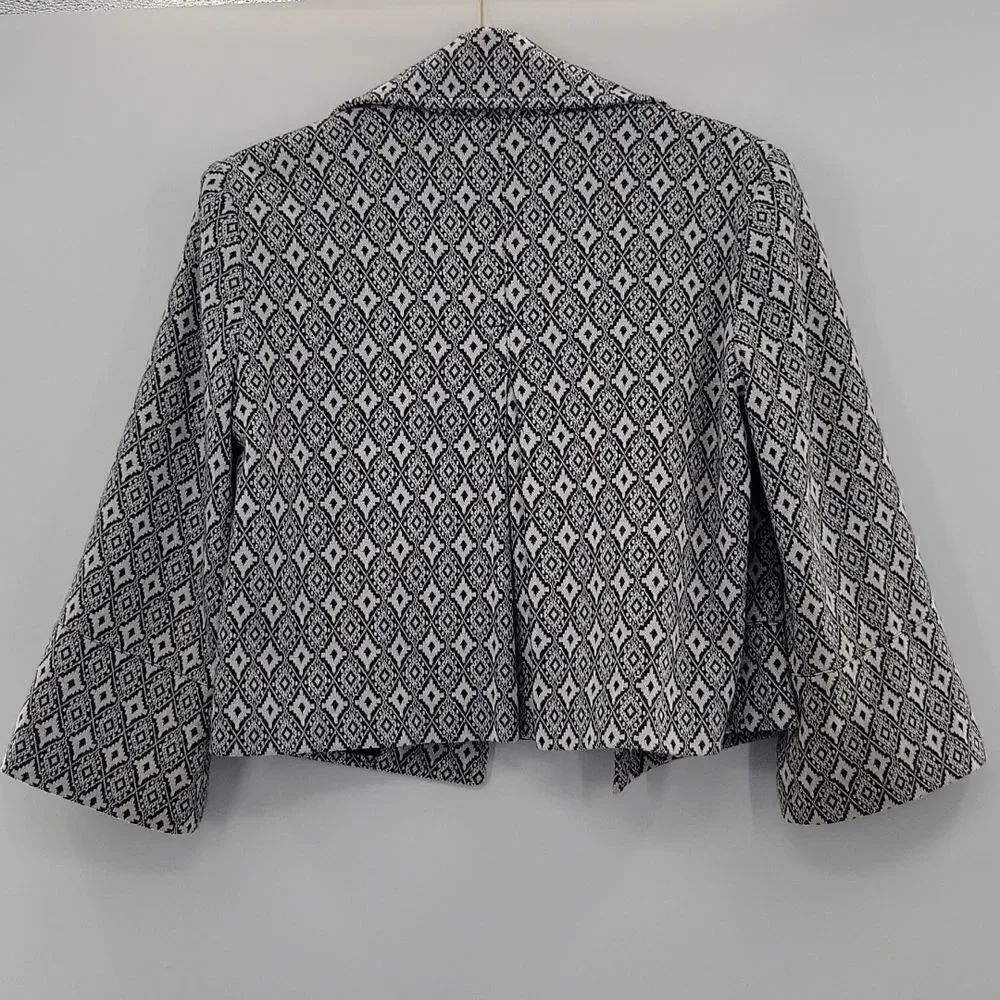 3For$20 Covington Blazer w/Black& White Diamond Design w/Shimmer size S - Picture 7 of 7